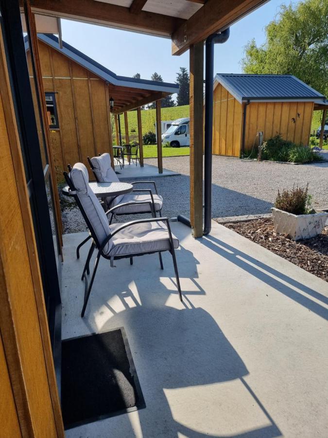 Cheviot Motels, Cabins And Camp Экстерьер фото