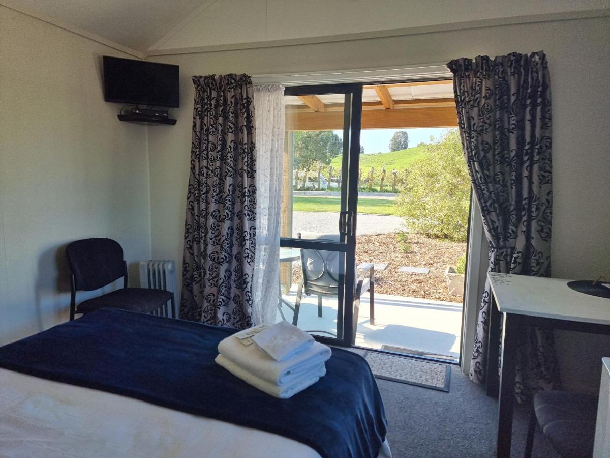 Cheviot Motels, Cabins And Camp Экстерьер фото